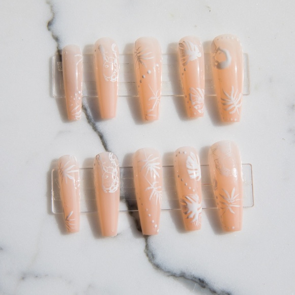 Nude Tropical Print Hand Painted Press On Nails - Picture 3 of 6